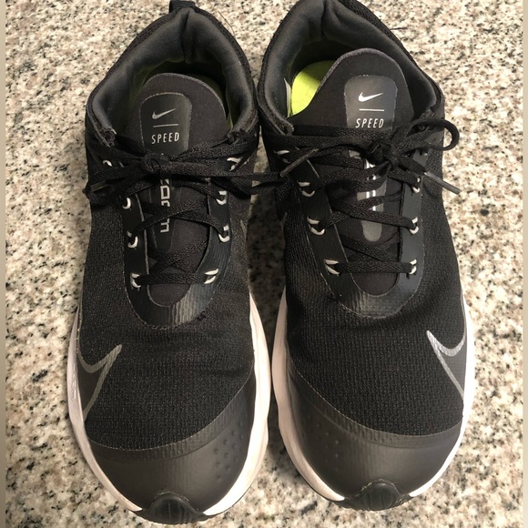 Nike Air Zoom Speed Black Running Sneakers CJ2088-001 Size 6.5 Youth EUC - Picture 13 of 14